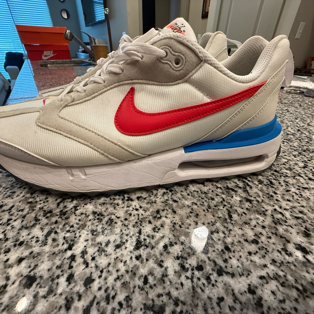 Nike Men's Sneakers Red and Blue